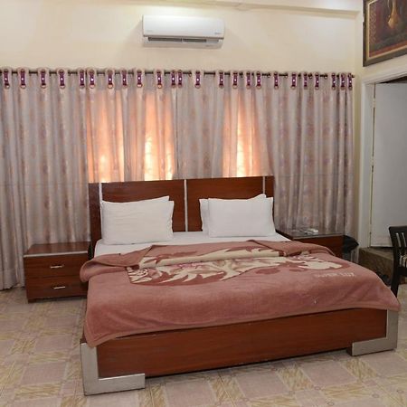 Stay Inn Guest House 카라치 외부 사진
